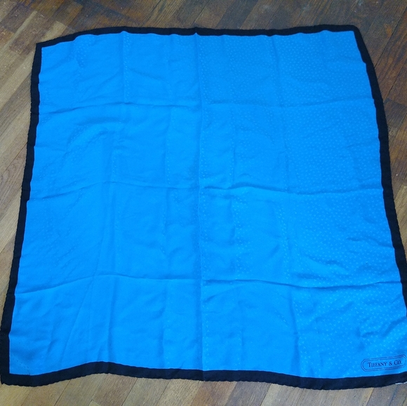TIFFANY & CO Vintage 1986 T Design solid blue and black silk scarf - Picture 8 of 9